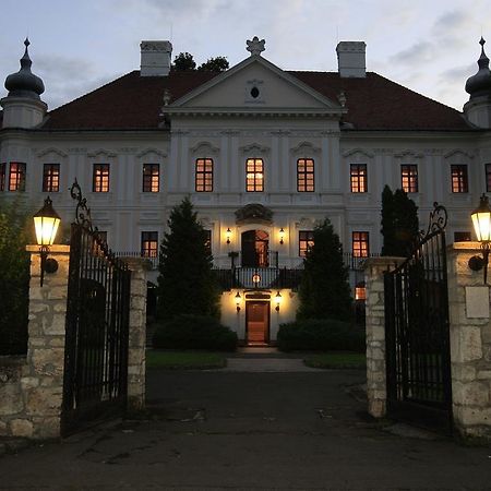 Teleki-Degenfeld Kastelyszallo Szirak Екстер'єр фото